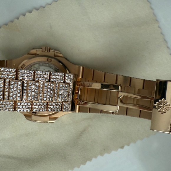 Rose Gold Patek 40mm - Picture 8 of 16